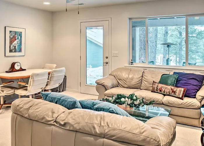 Сasa de vacaciones Flagstaff Family Retreat W/ Patio & Mountain Views *
